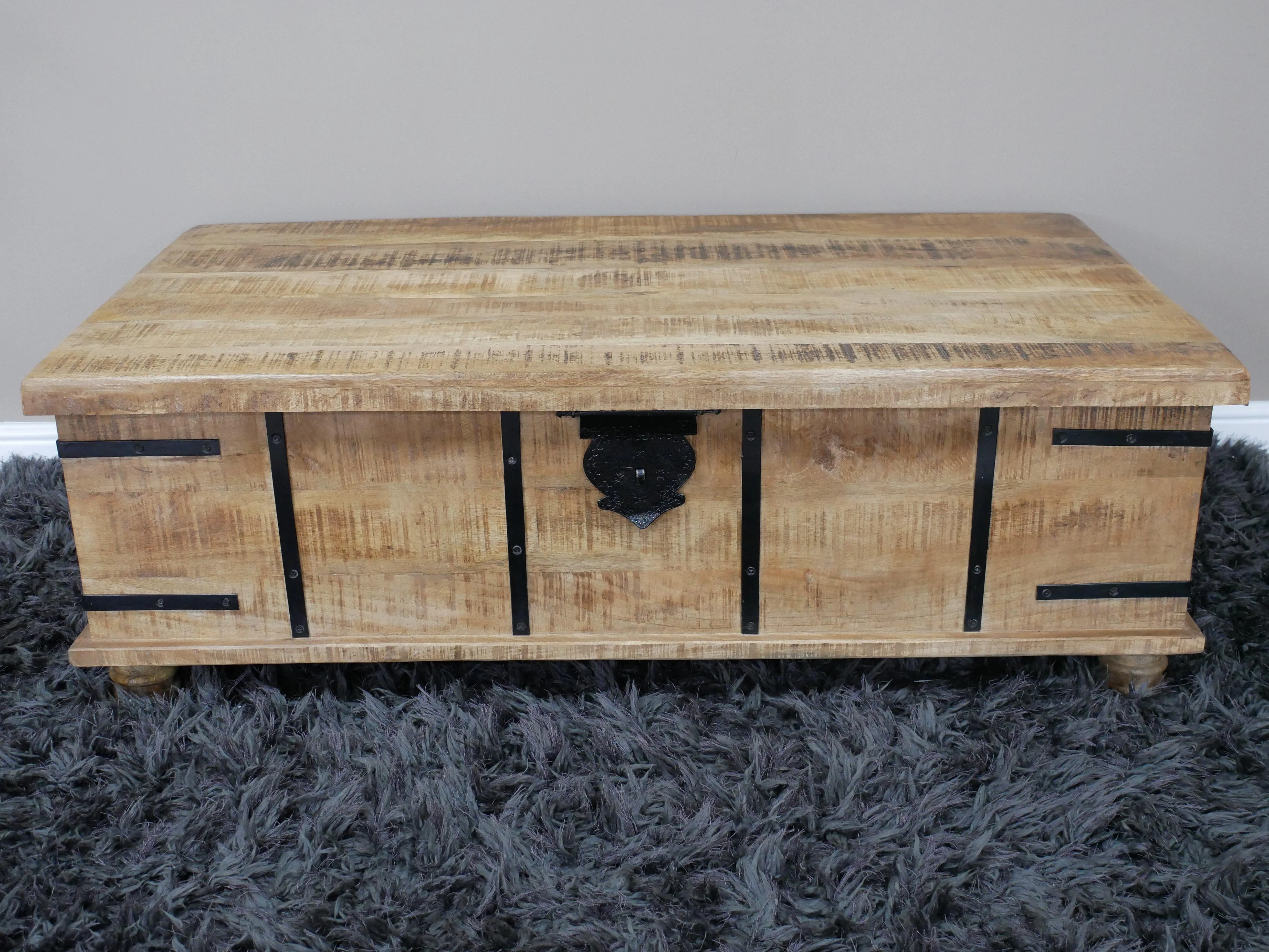 Trunk / Coffee Table Large - Image 4