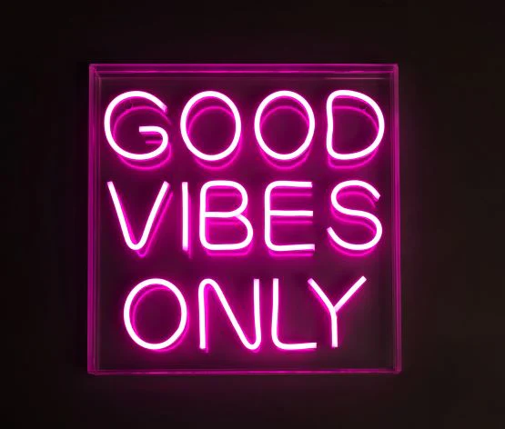 LED Neon Acrylic Light Box - Good Vibes Only - Image 3