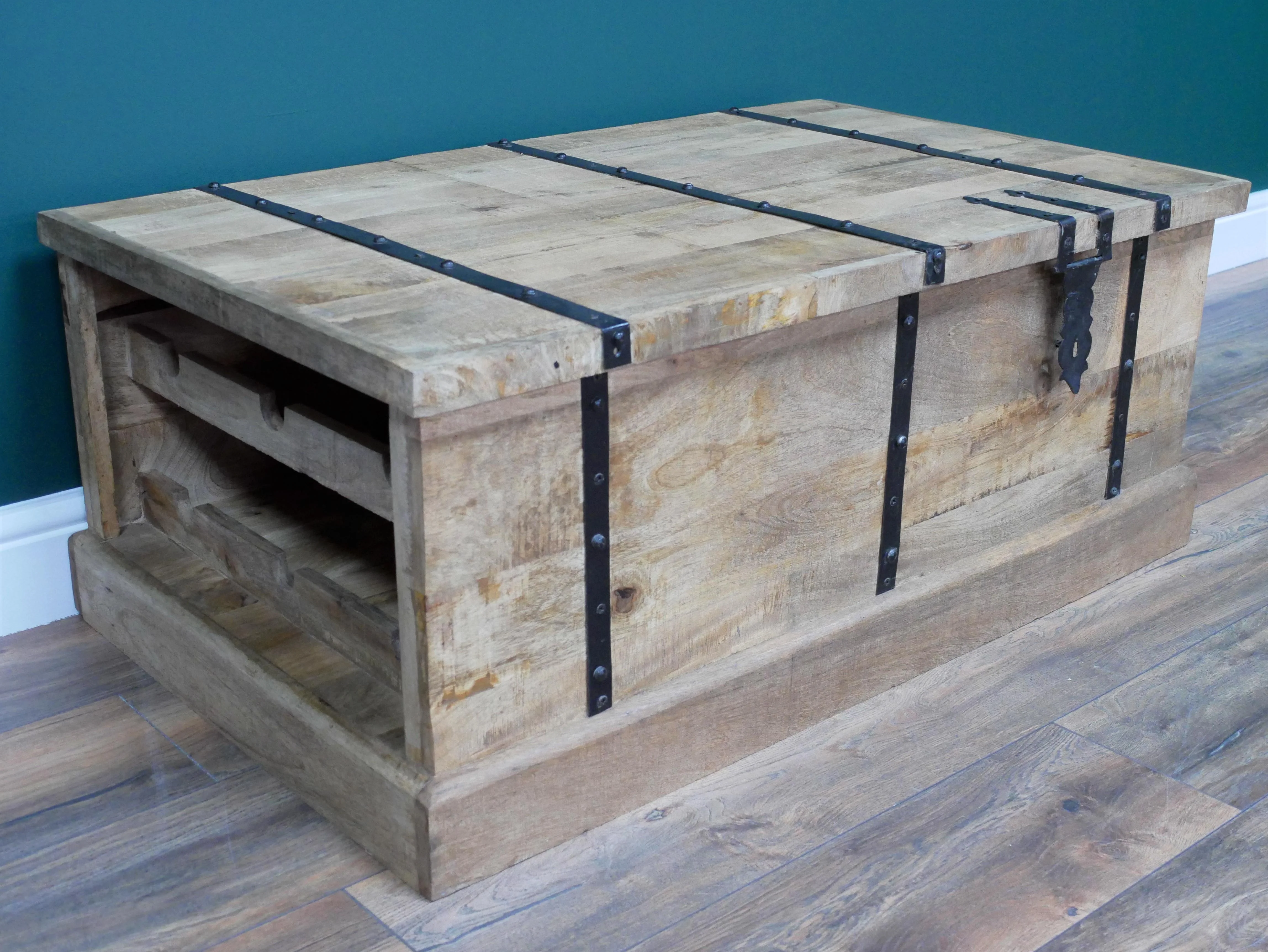 Trunk With Wine Bottle Storage - Image 6